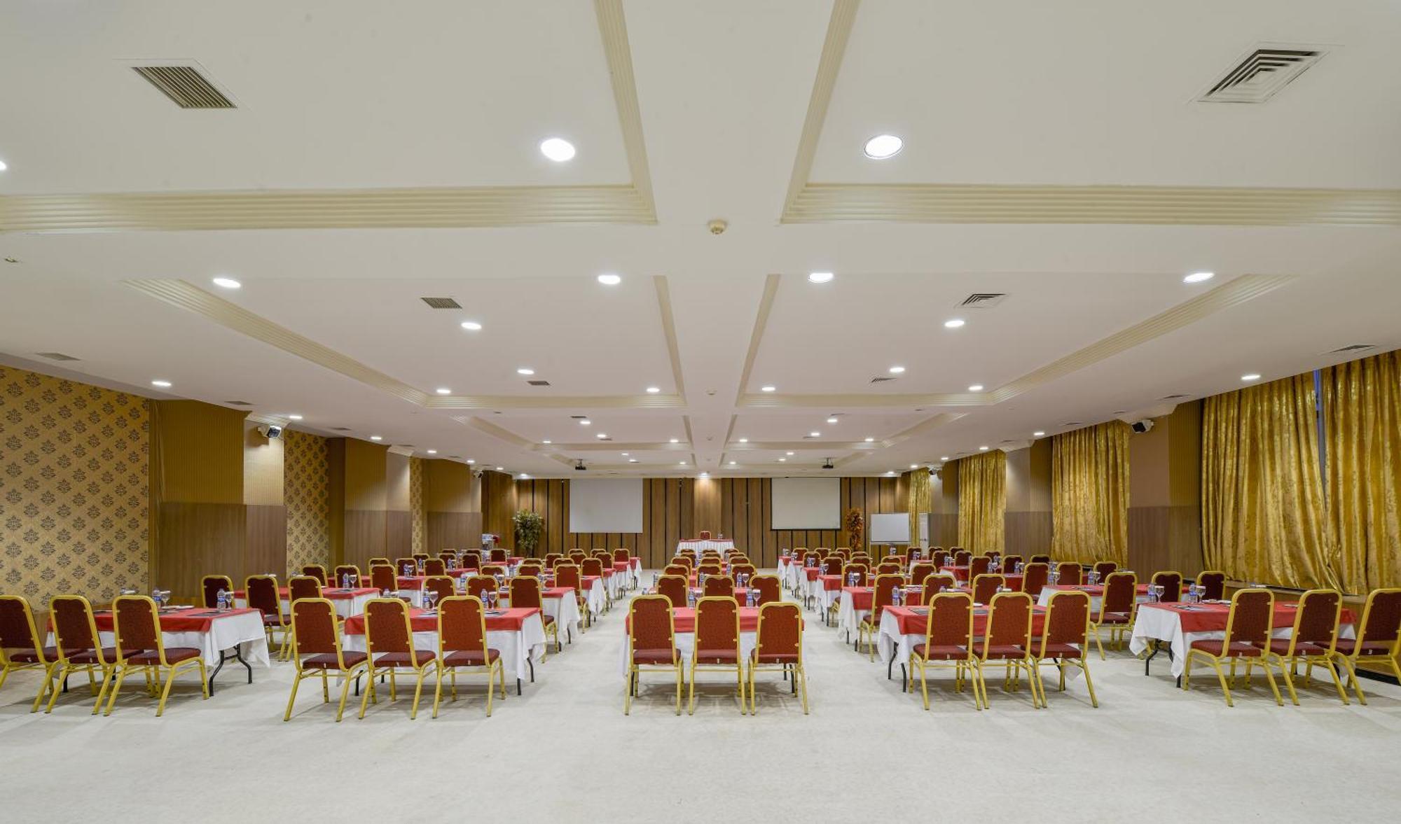 Anadolu Hotels Esenboga Thermal Екстер'єр фото